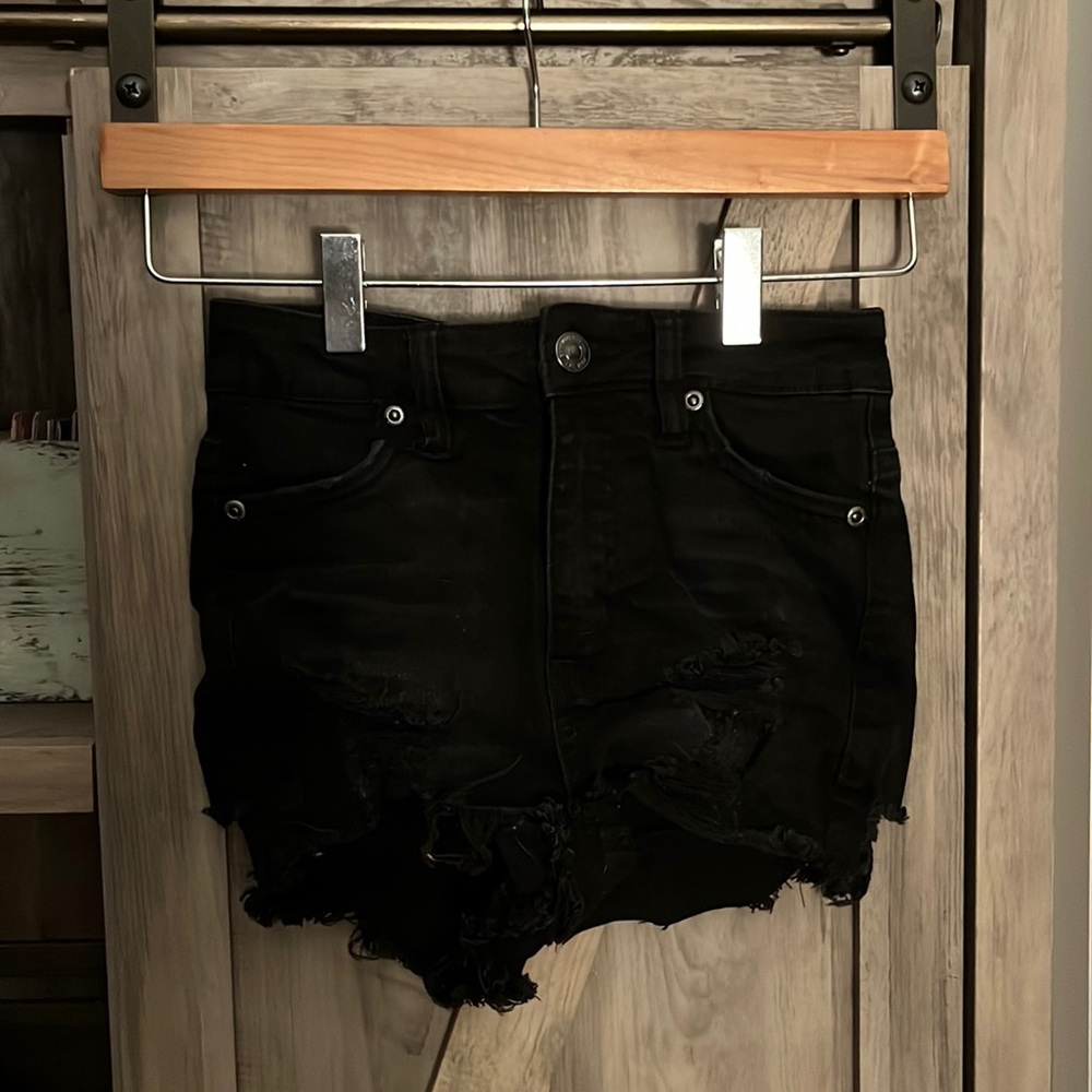 Bluenotes Black Distressed EMMA HIGH RISE Denim Shorts, Size 00